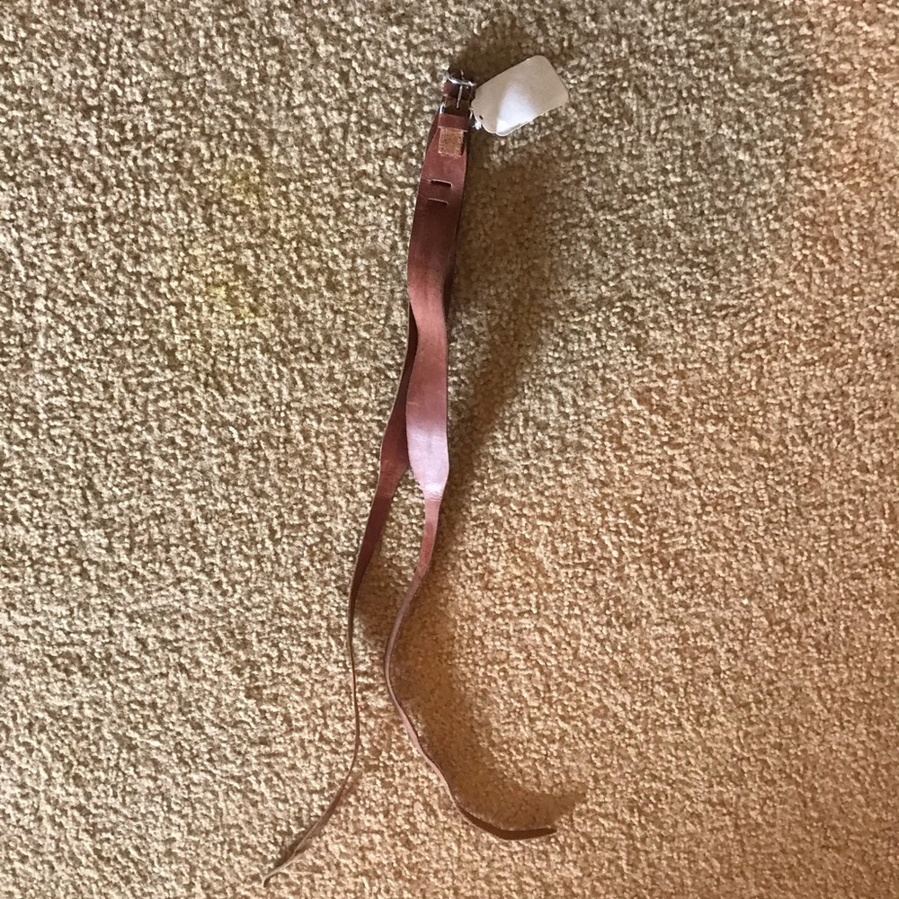 Garter strap